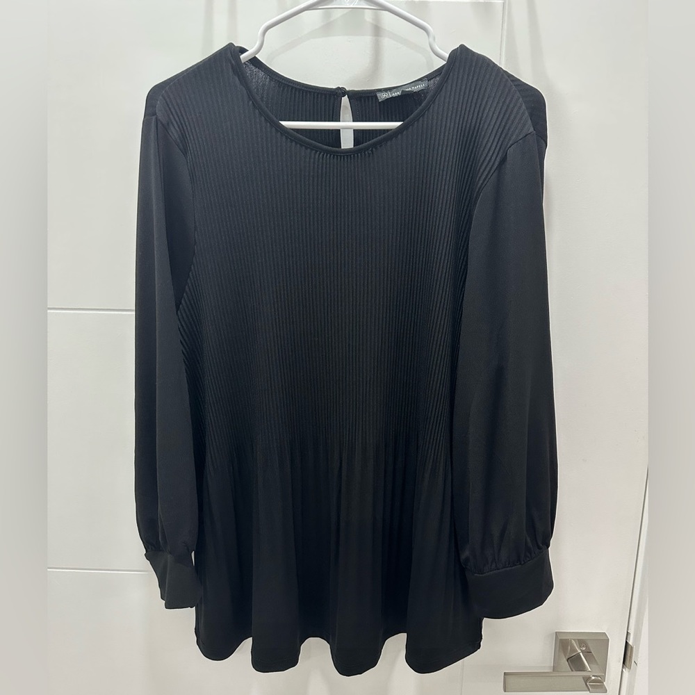 Adrianna Papell black long sleeve size extra large